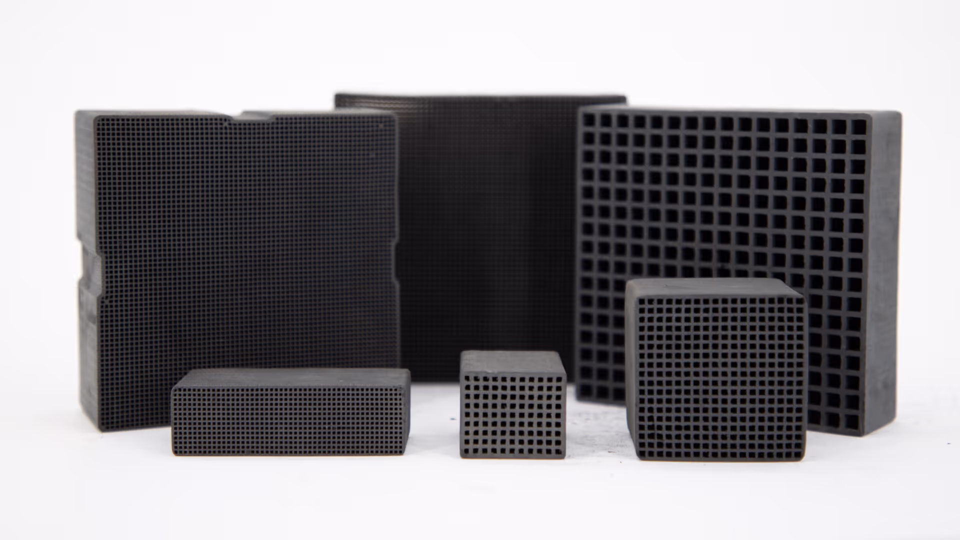 Qizhong Chemical Honeycomb Activated Carbon Cube